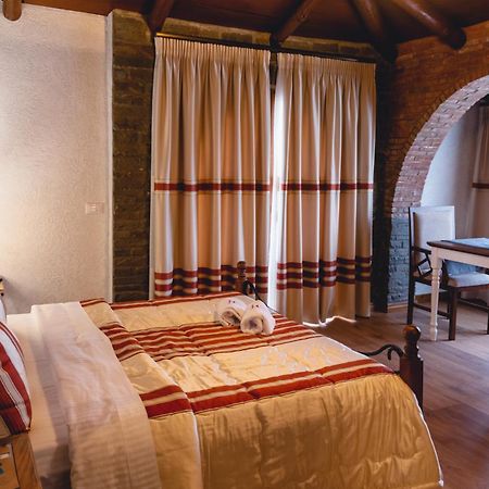 Hotel Restaurant Emblema Petrele Zewnętrze zdjęcie