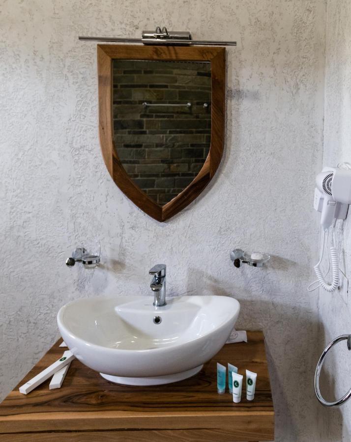 Hotel Restaurant Emblema Petrele Zewnętrze zdjęcie