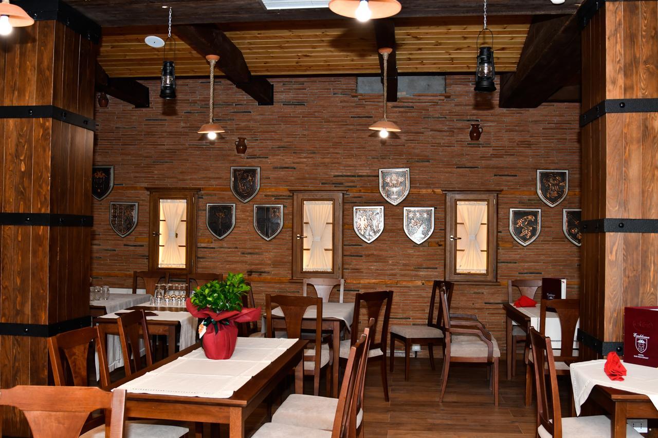 Hotel Restaurant Emblema Petrele Zewnętrze zdjęcie