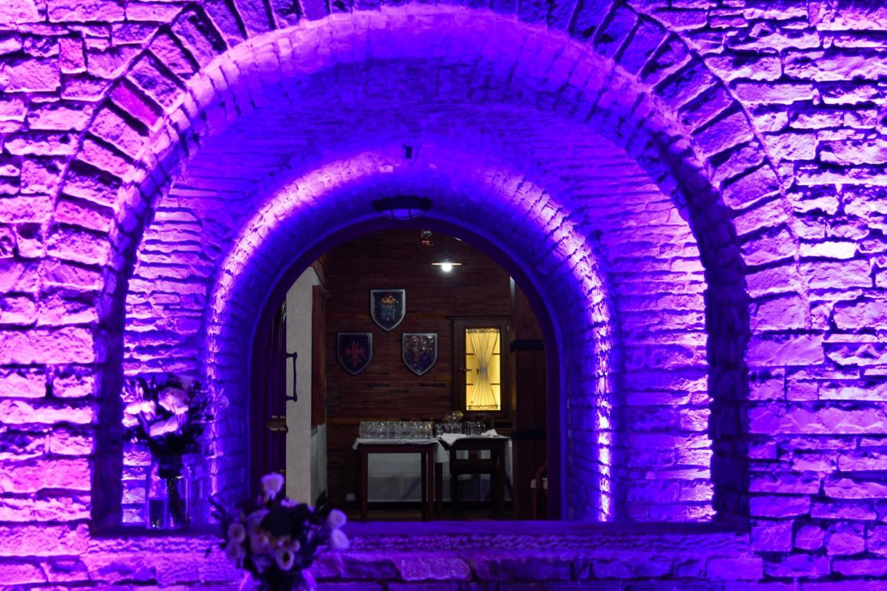 Hotel Restaurant Emblema Petrele Zewnętrze zdjęcie