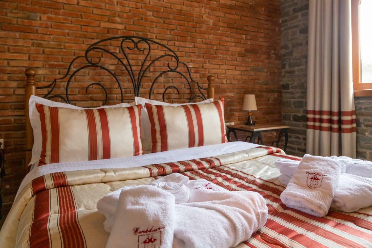 Hotel Restaurant Emblema Petrele Zewnętrze zdjęcie