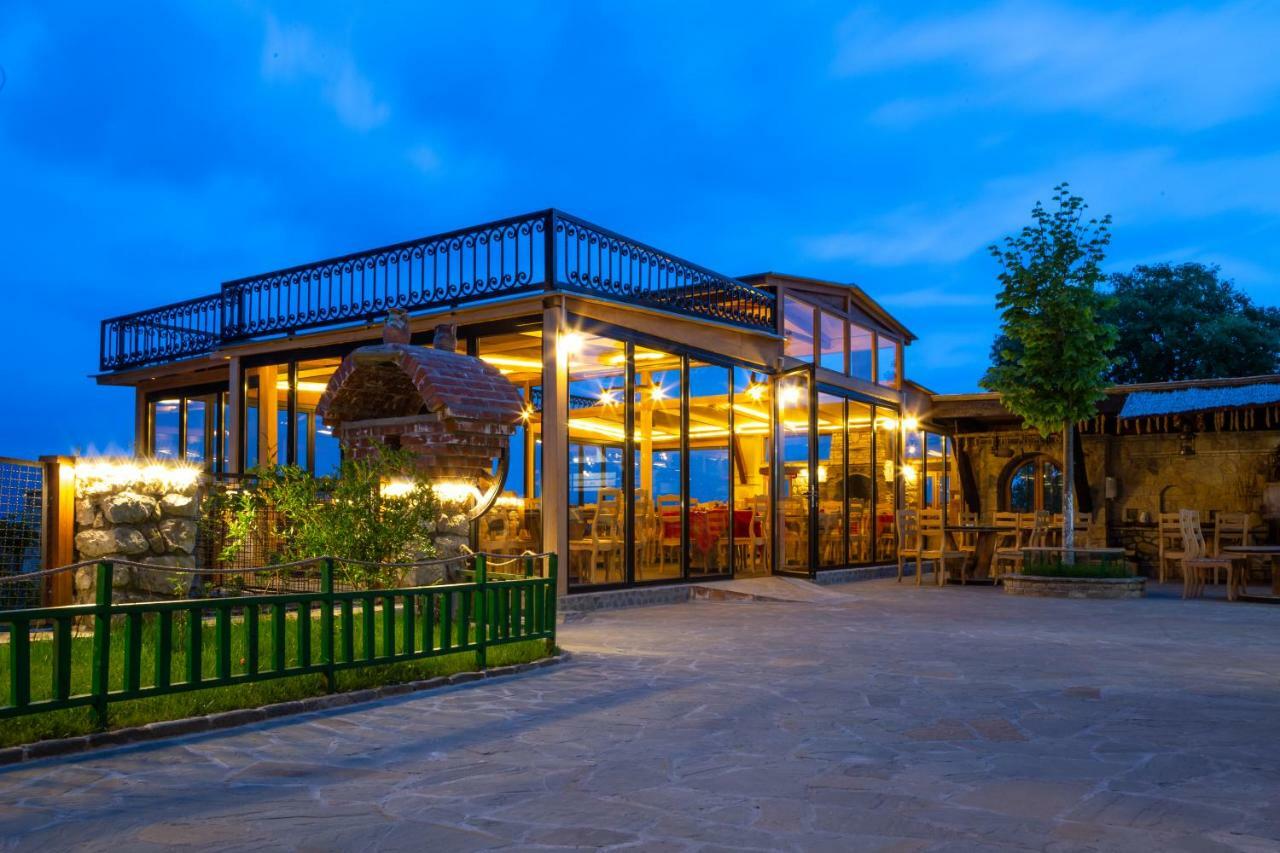 Hotel Restaurant Emblema Petrele Zewnętrze zdjęcie